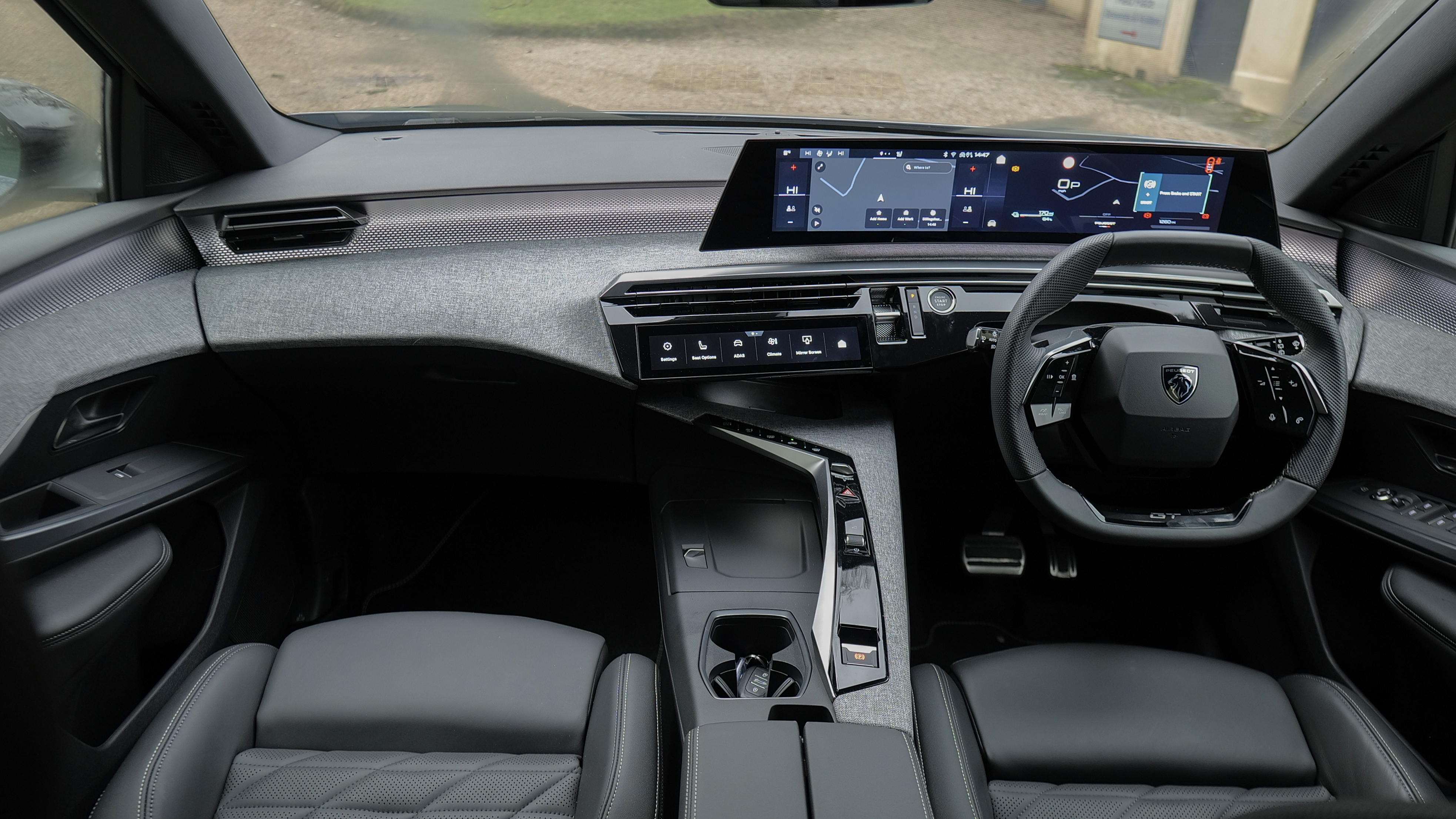 PEUGEOT E-5008 ELECTRIC ESTATE 157kW Allure Premium 73kWh 5dr Auto